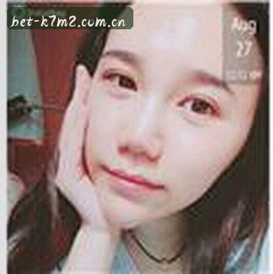 李芳